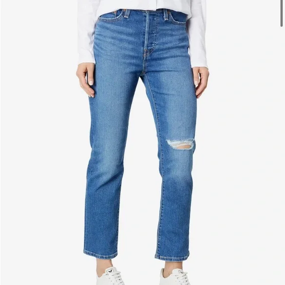 NWT(32x28) Levi’s Wedgie Straight Jeans High Rise Button Fly Medium Wash - Picture 3 of 14